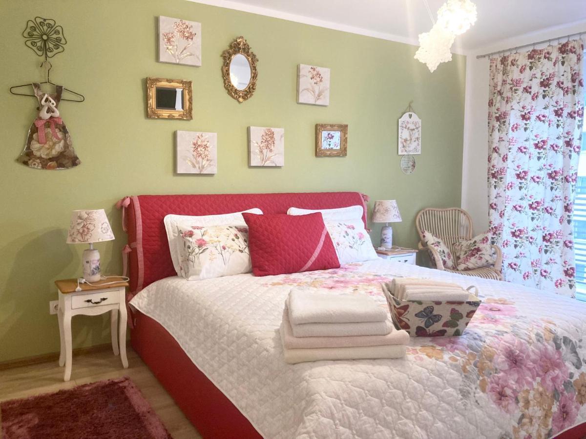 Sweet Garden Residence Braşov Eksteriør bilde